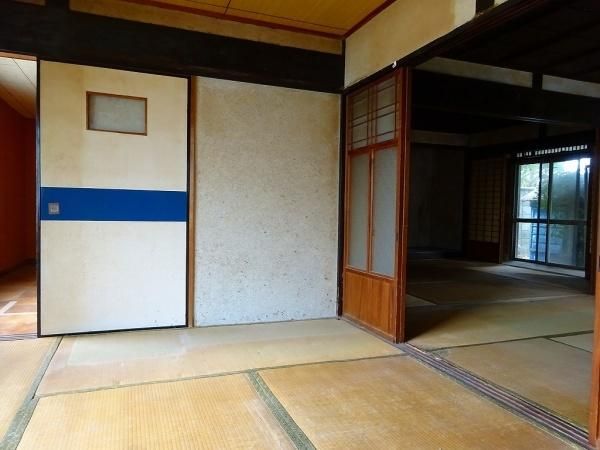 150 Tsubo Land with 4DK House for Sale in Sennan City, Osaka - Thumbnail 2