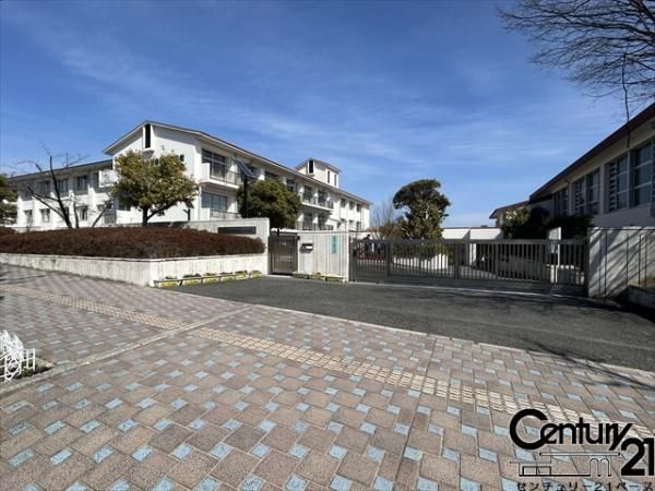 4SLDK Detached House in Oji, Nara - 134.87m² - Thumbnail 2