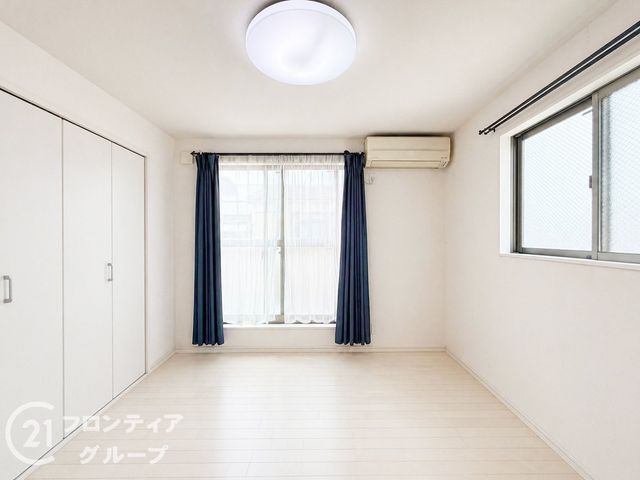 4LDK House for Sale in Moriguchi Near Dainichi Station - Thumbnail 4