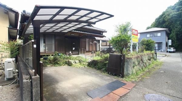 3DK House for Sale in Hyuga City, Miyazaki - 85.92 sqm - Thumbnail 2