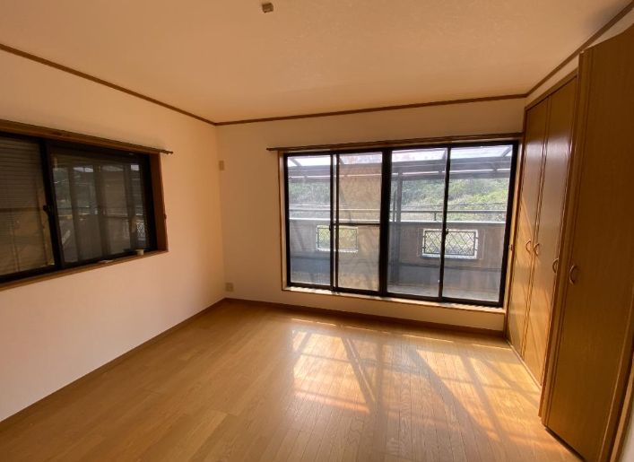 Renovated 3LDK House for Sale in Hashimoto, Wakayama - Thumbnail 2