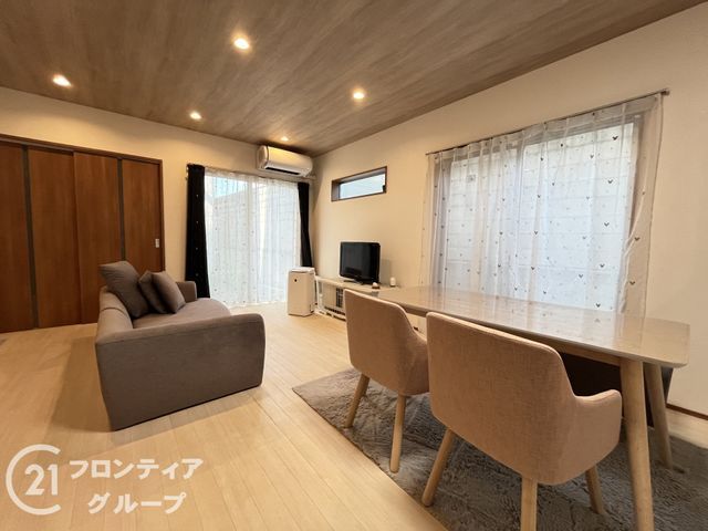 Modern 4LDK House in Higashiosaka, Osaka - Near Station & Schools - Thumbnail 4