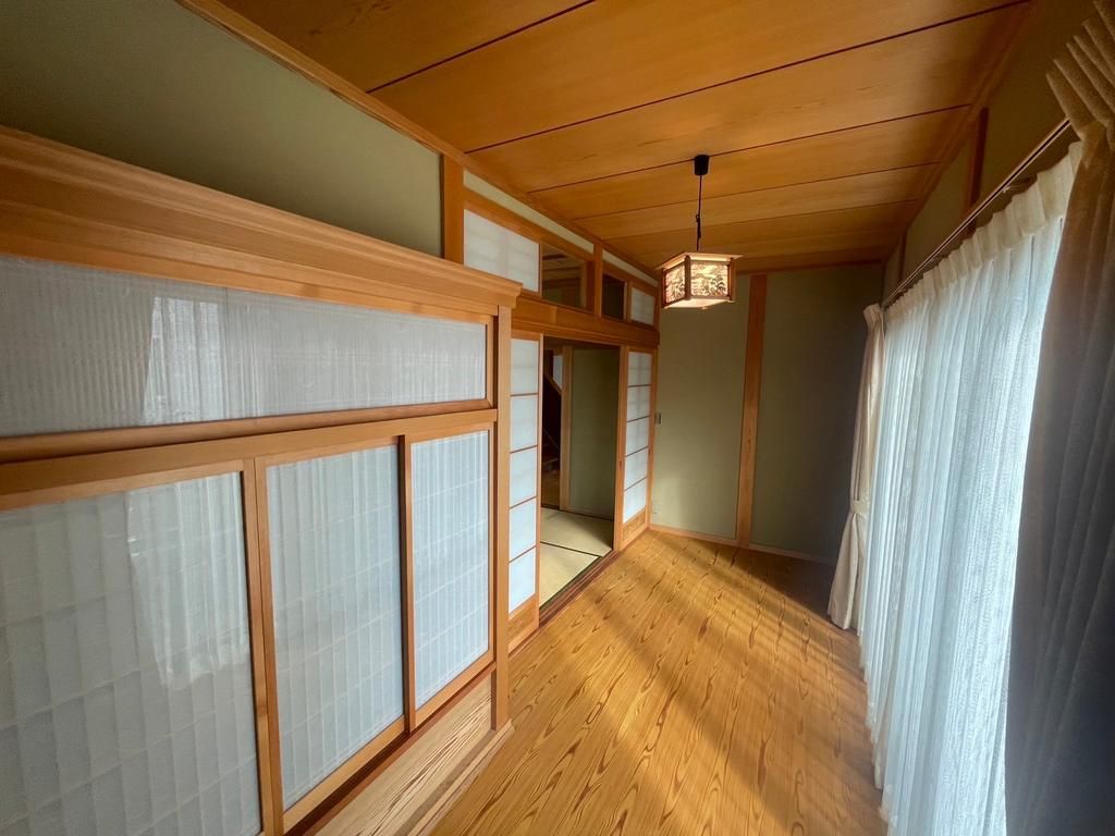 5SLDK Modern Family Home Near Sanyo Aboshi Station, Himeji - Thumbnail 2