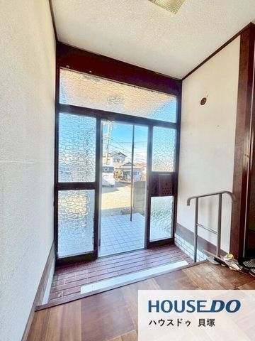 Spacious 4DK House with Large Garden in Kumatori, Osaka - Thumbnail 3