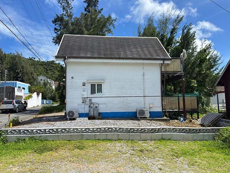 Vacant 2DK House for Sale in Onna Village, Okinawa - Thumbnail 2