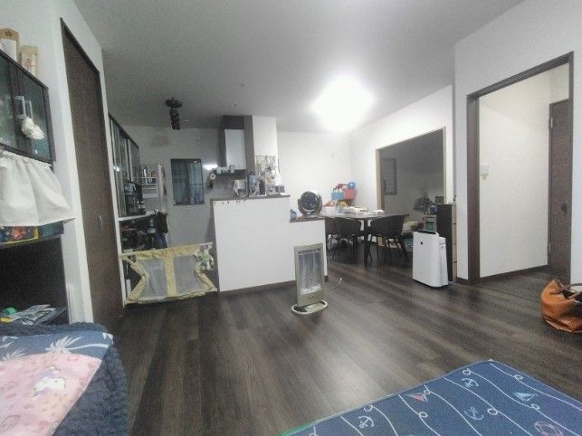 Modern 4LDK House in Kashiwarashi, Osaka | 2020 Build - Thumbnail 2