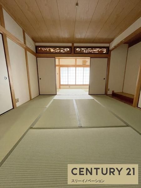 3SLDK Detached House for Sale in Taisho Ward, Osaka - Thumbnail 2