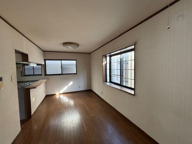 4LDK Detached House for Sale in Matsubara, Osaka - Thumbnail 4