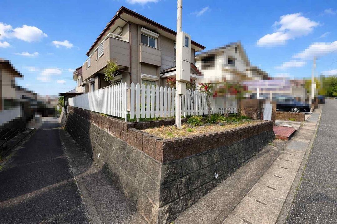 Vacant 4SLDK House in Sanda City, Hyogo - All Electric & South Facing - Thumbnail 2