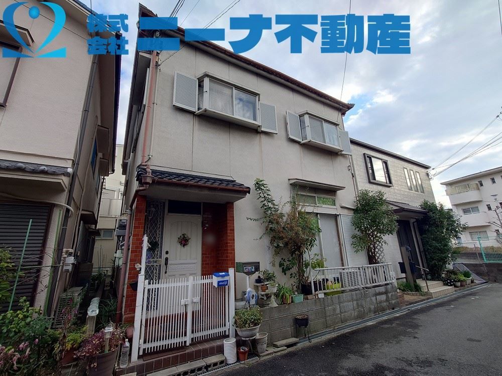 6DK Detached House for Sale near Haji-no-Sato Station, Fujiidera - Thumbnail 2