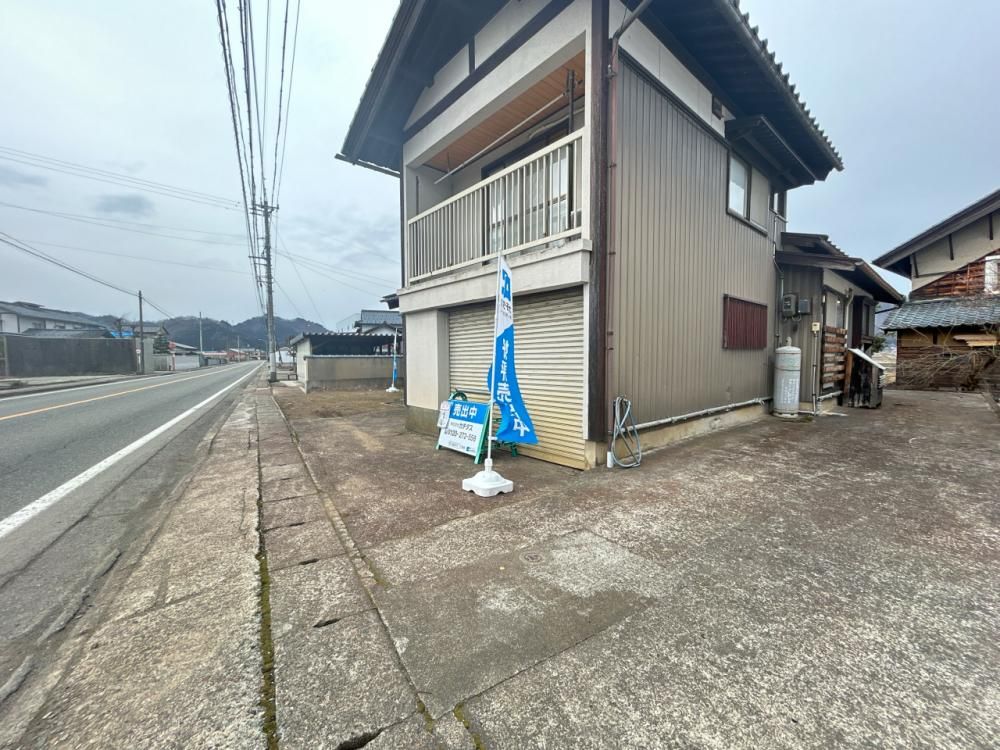 Renovated 7DK Two-Generation House for Sale in Ono City, Fukui - Thumbnail 3