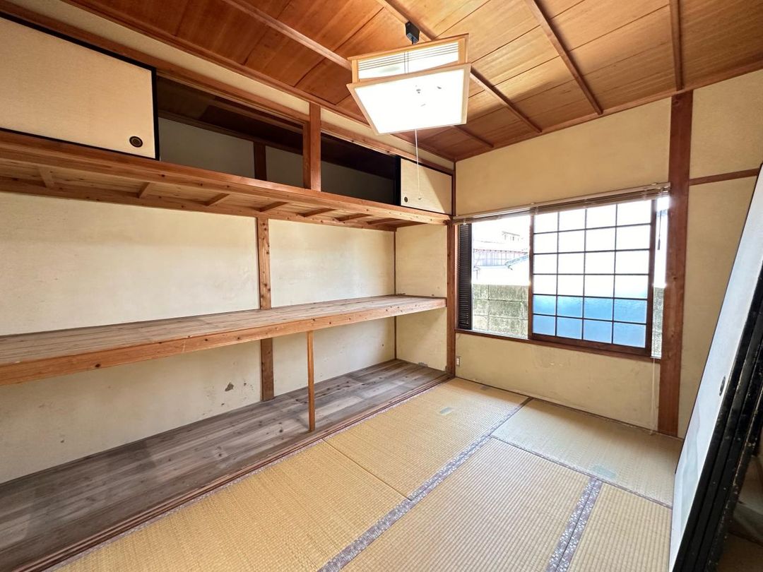 6DK Wooden House for Sale in Hannan City, Osaka - Thumbnail 4
