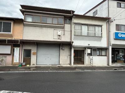 Connected Two-Building Home in Suwa City, Nagano — Image 1, Suwa, Nagano