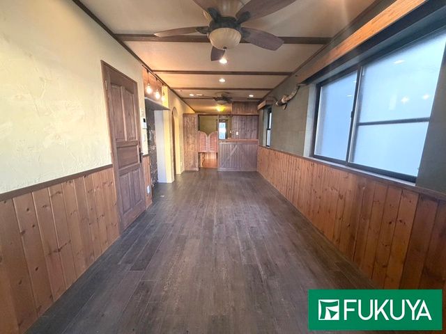 3SLDK Detached House for Sale in Matsubara, Osaka - Thumbnail 3