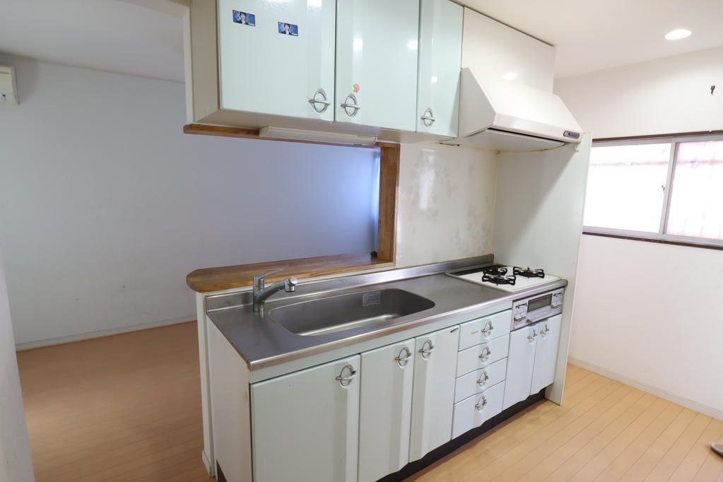 Renovated 3LDK House with Parking in Wakayama City - Thumbnail 4