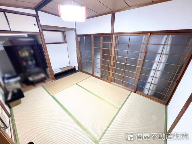 6DK Wooden House for Sale in Osaka's Nishiyodogawa Ward - Thumbnail 3
