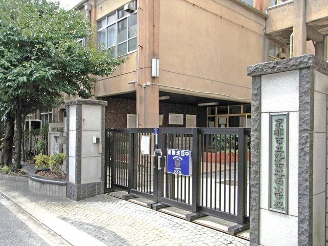 2-Storey Wooden House for Sale Near Toji Station, Kyoto - Thumbnail 4