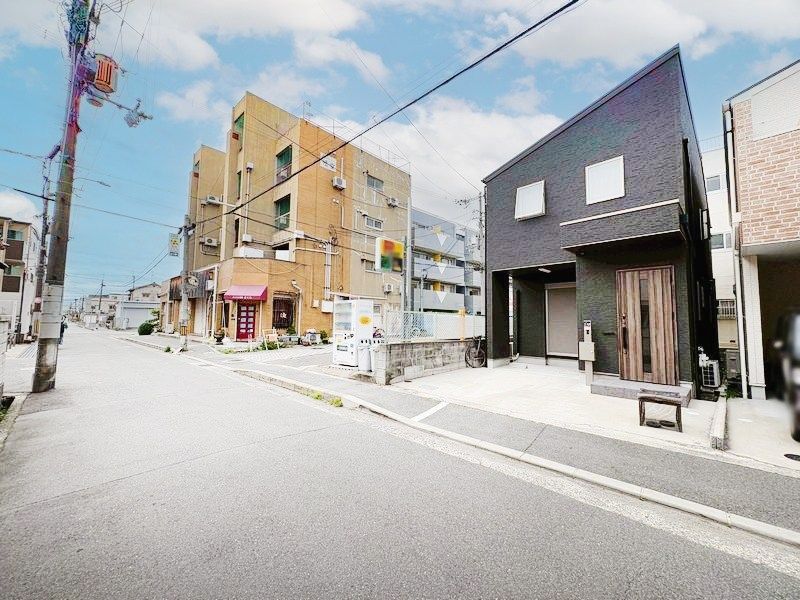 3LDK Custom Home for Sale in Toyonaka, Osaka - Thumbnail 2