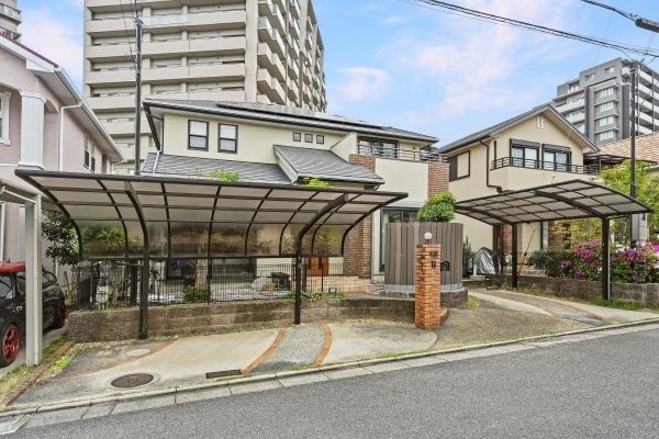 4SLDK House for Sale in Yawata City, Kyoto Prefecture - Thumbnail 2