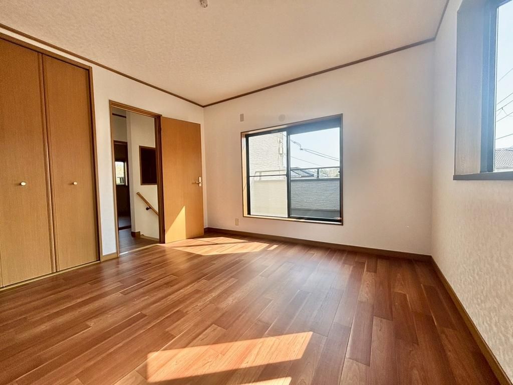 4LDK Detached House for Sale in Yamato-Koriyama, Nara - Thumbnail 4
