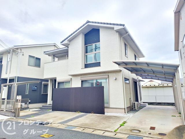 4LDK Detached House for Sale in Himeji, Hyogo - 2013 Build - Thumbnail 4