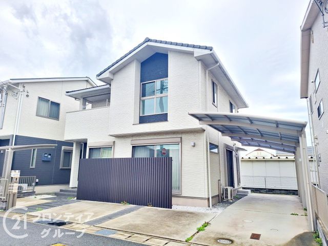 4LDK Detached House for Sale in Himeji, Hyogo - 2013 Build - Thumbnail 2