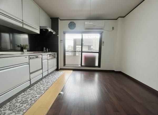 5LDK Detached House for Sale in Asahi Ward, Osaka - Thumbnail 3