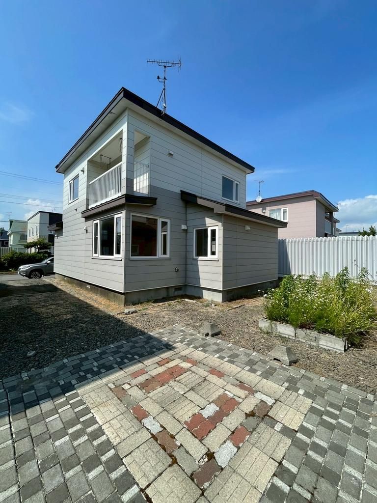 4LDK Detached House for Sale in Minamihoro Town, Hokkaido - Thumbnail 2