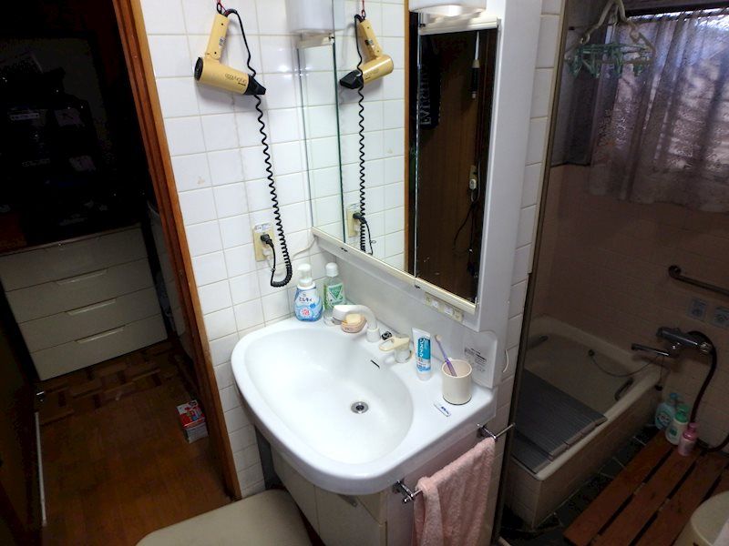 7DK House for Sale Near Shiroko Station in Suzuka - Thumbnail 3