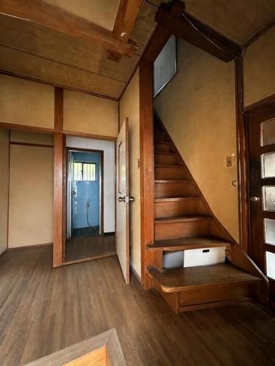 5DK House for Sale in Higashiosaka Near Hiraoka Station — Interior, Higashiosaka, Osaka