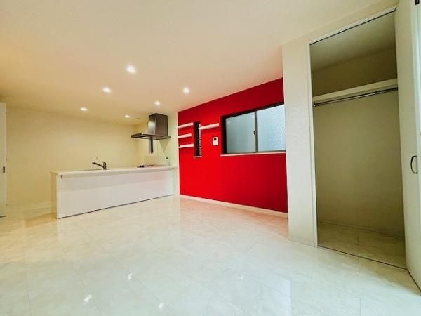 3LDK 3-Story Wooden House for Sale in Higashiyodogawa-ku, Osaka - Thumbnail 3