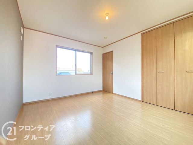 3LDK Family Home for Sale in Neyagawa City, Osaka - Thumbnail 4