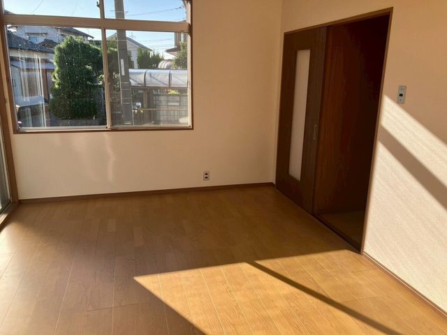 5DK Renovated House with Parking in Hofu, Yamaguchi - Thumbnail 4