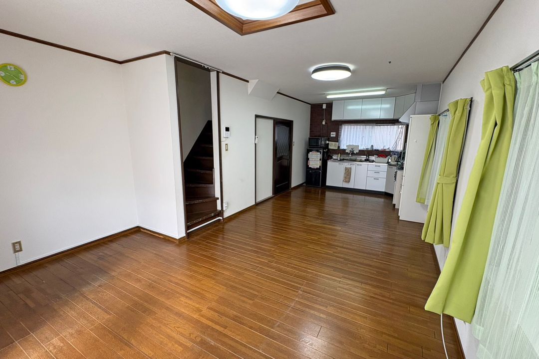 Detached House for Sale in Takatsuki City, Osaka - Thumbnail 4
