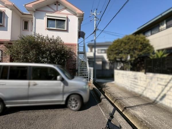 3LDK Detached House in Wakayama City for Sale - Thumbnail 3