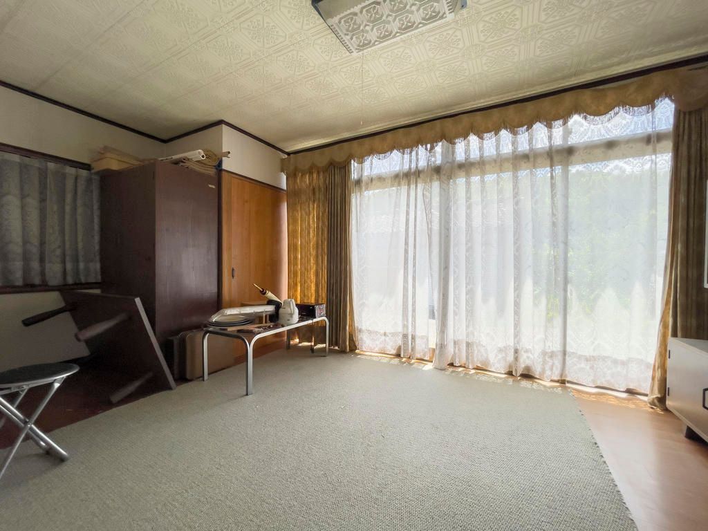 1968 Single-Story House with Large Land and Farm in Oita City - Thumbnail 3