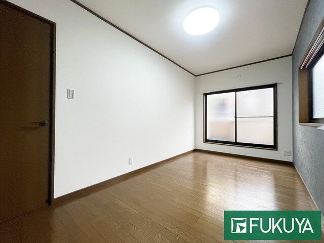Renovated 4LDK House for Sale in Hirakata, Osaka - Thumbnail 4