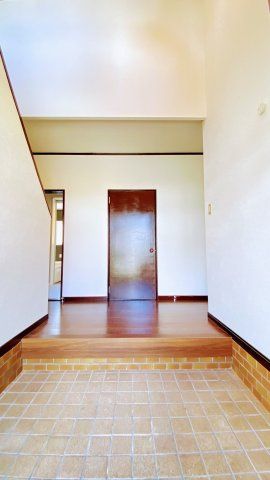 Renovated 4LDK House in Nishinomiya, 107.70sqm - Thumbnail 4