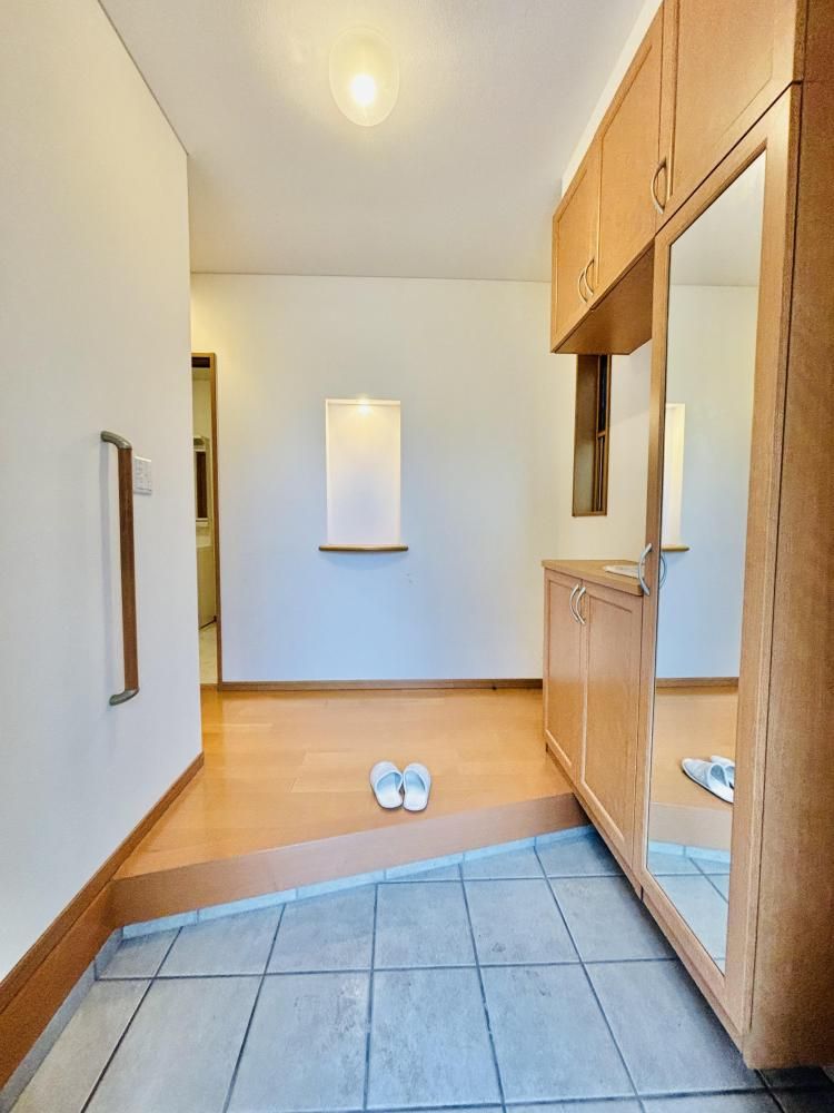 3SLDK Used House for Sale in Soya, Iwade City, Wakayama - Thumbnail 2