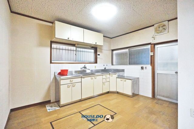 3DK Wooden House for Sale in Moriguchi, Osaka - 18 min to Dainichi Stn - Thumbnail 3