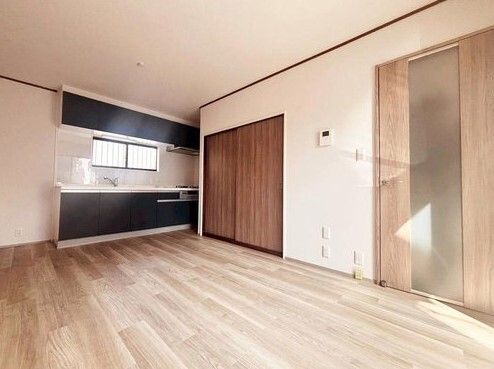 Renovated 4LDK House in Oyamazaki Town, Kyoto - 72.53 sqm - Thumbnail 3