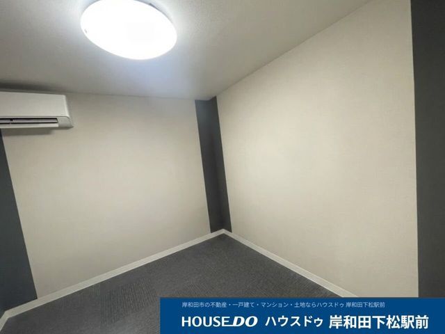 2DK Terrace House for Sale in Kishiwada, Osaka - 8.8 Million Yen - Thumbnail 4