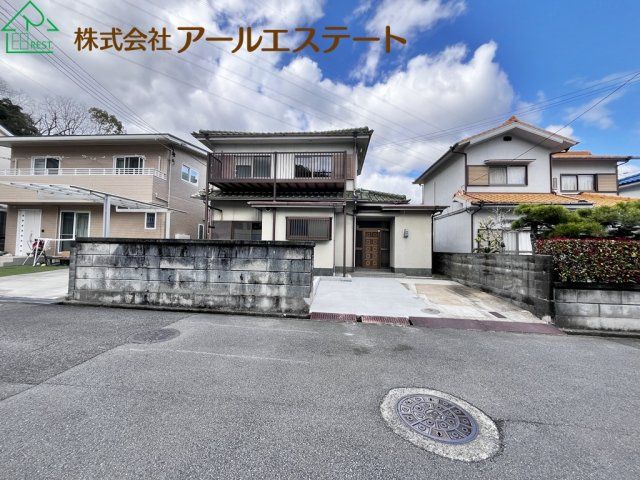 6DK Detached House for Sale in Himeji, Hyogo - Spacious Family Home - Thumbnail 4