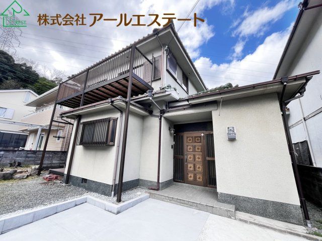 6DK Detached House for Sale in Himeji, Hyogo - Spacious Family Home - Thumbnail 2