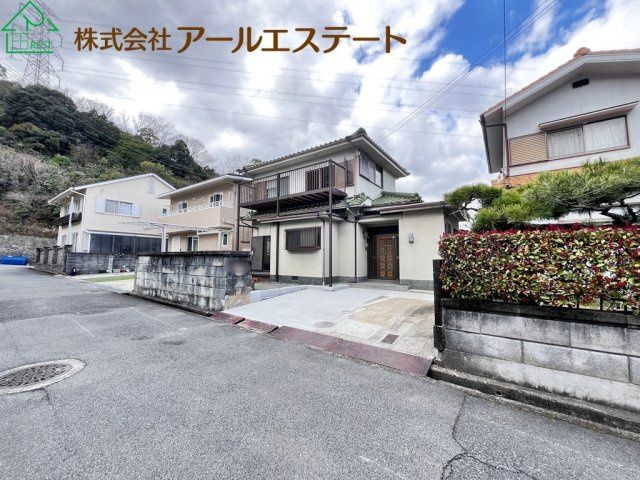 6DK Detached House for Sale in Himeji, Hyogo - Spacious Family Home - Thumbnail 3