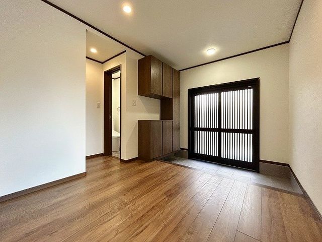 5SLDK 161m² Renovated House in Ikoma City, Nara - Thumbnail 3