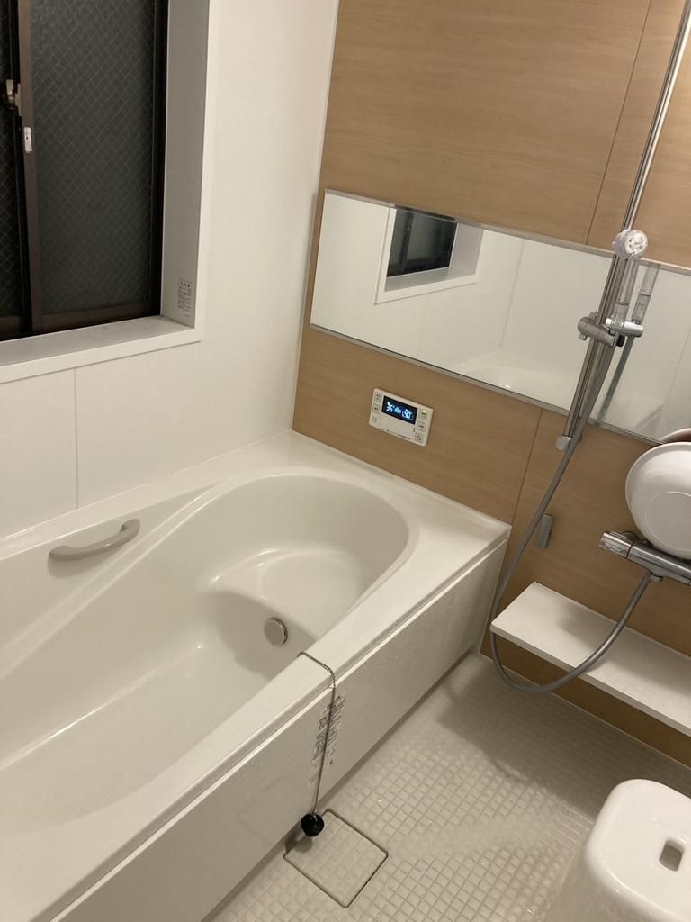 Renovated 5LDK Energy-Efficient House for Sale in Kobe's Seireidai - Thumbnail 4