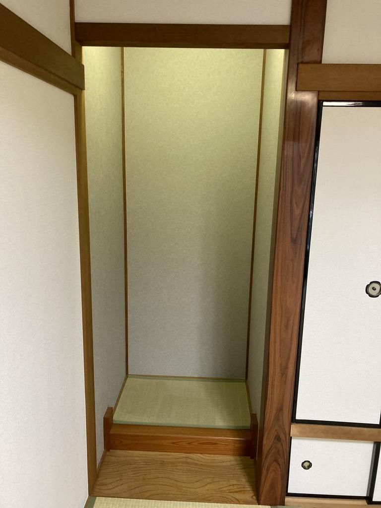Renovated 5LDK Energy-Efficient House for Sale in Kobe's Seireidai - Thumbnail 3