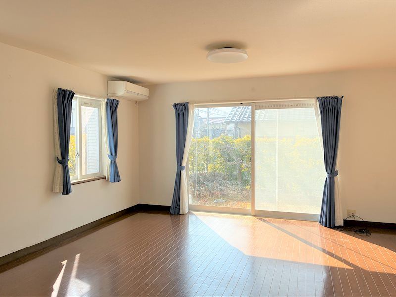 4SLDK Corner Lot House for Sale in Kuwana, Mie - Thumbnail 4