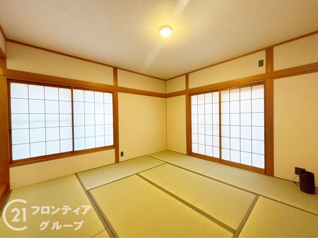 Renovated 4SLDK House in Kyotanabe, Kyoto - 125 sqm - Thumbnail 4